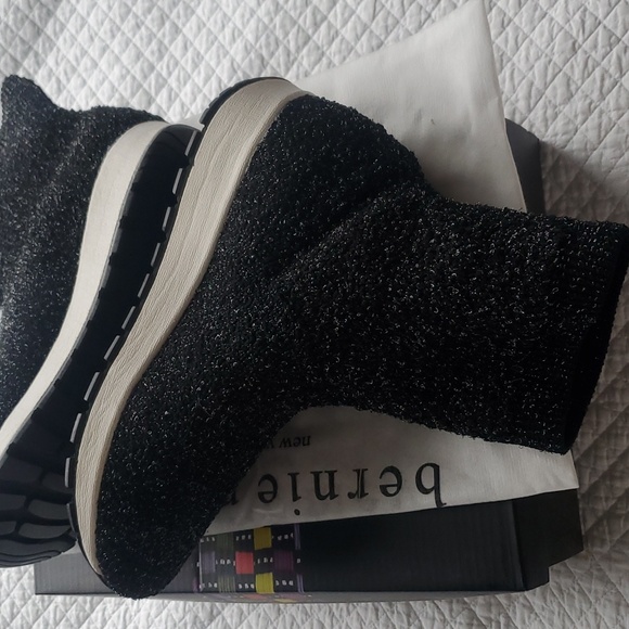 Bernie Mev New York Women's Shoes - Picture 9 of 11